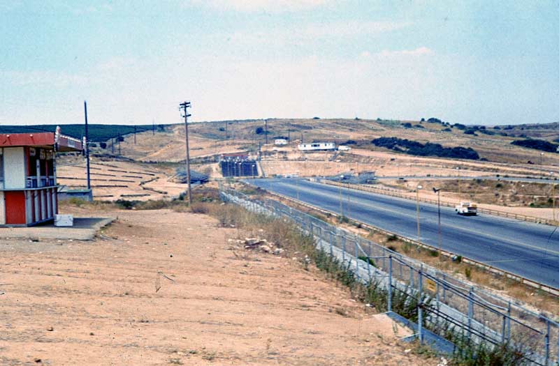 Photo-Thanks to Gregory May for this photo taken from the 1/8th mile dragstrip grandstands before a late 1960’s Sports Car Race.  From the center of the horizon to the far right is where the USGP Uphill & Downhill were soon to be created.